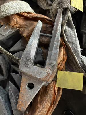 6I6354/3G8354J350 rocket tootherpillar rocket tooth320 Teeth Adapter Center